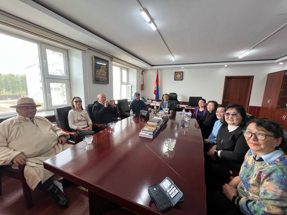 Хангайн бүсийн шүүхийн ахмадуудын уулзалт, тэмцээн амжилттай боллоо