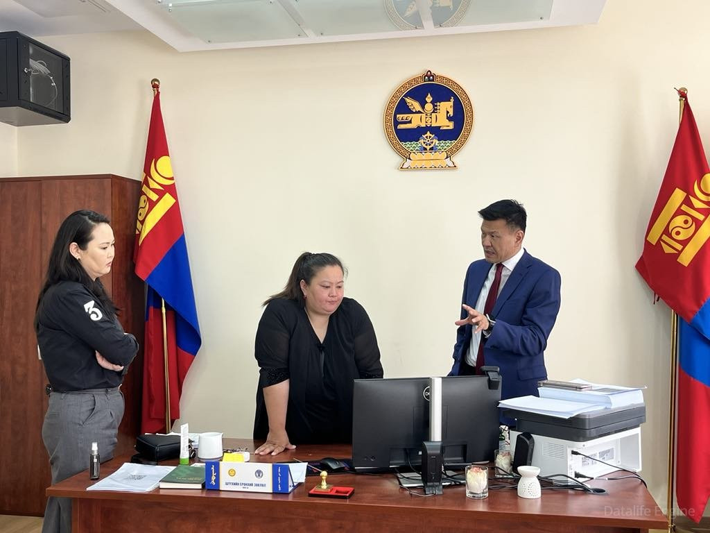 ДҮҮРГИЙН ЭРҮҮ, ИРГЭНИЙ ХЭРГИЙН ХЯЛБАР АЖИЛЛАГААНЫ АНХАН ШАТНЫ ТОЙРГИЙН ШҮҮХИЙН ИРГЭНИЙ ХЭРГИЙН ТАНХИМЫН ШҮҮГЧ НАРТАЙ УУЛЗЛАА