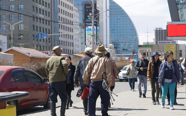 Ахмадуудын тэтгэврийн хэдэн хувийг зээлээр олгох нь надад, танд, бид бүгдэд хамаатай