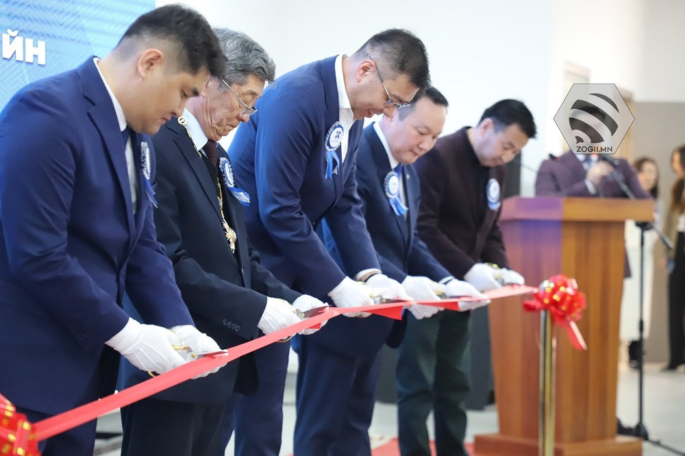 ХУУЛЬ ЗҮЙН ҮНДЭСНИЙ ХҮРЭЭЛЭН ШИНЭ БАЙРНЫ НЭЭЛТЭЭ ХИЙЛЭЭ