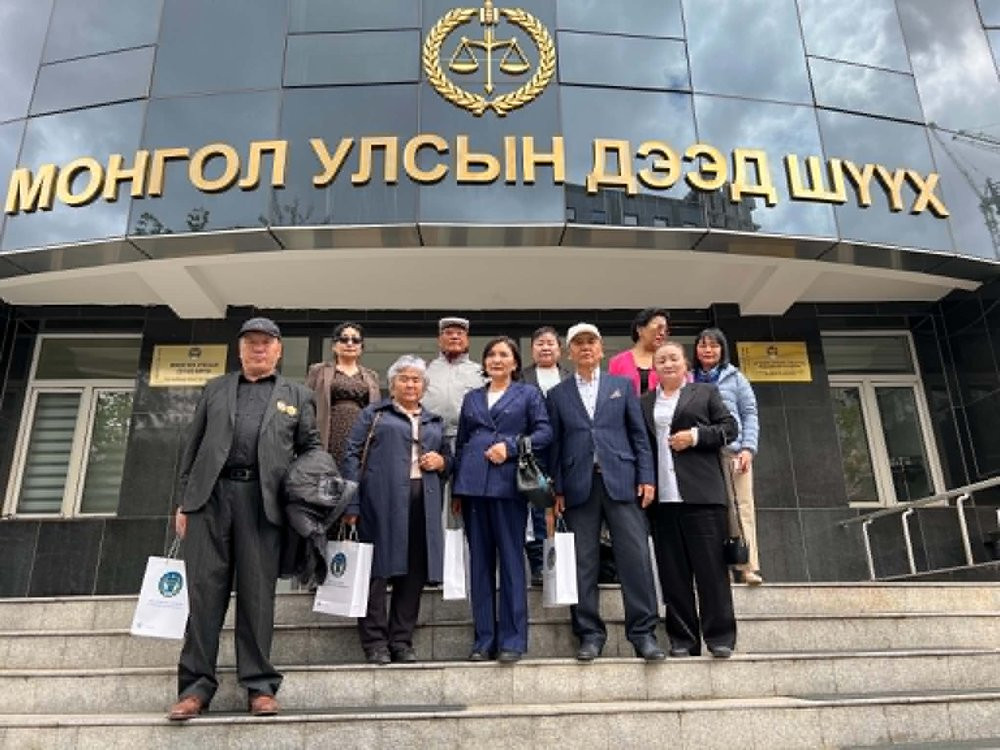 ШАХолбооны урилгаар Сүхбаатар, Говьсүмбэр аймгийн шүүхийн дэргэдэх АСЗ ийн гишүүд хөтөлбөрийн дагуу танилцах уулзалт ярилцлагад амжилттай оролцлоо.