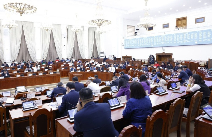 Гэр бүлийн хэрэг шүүхэд хянан шийдвэрлэх тухай хууль батлагдлаа